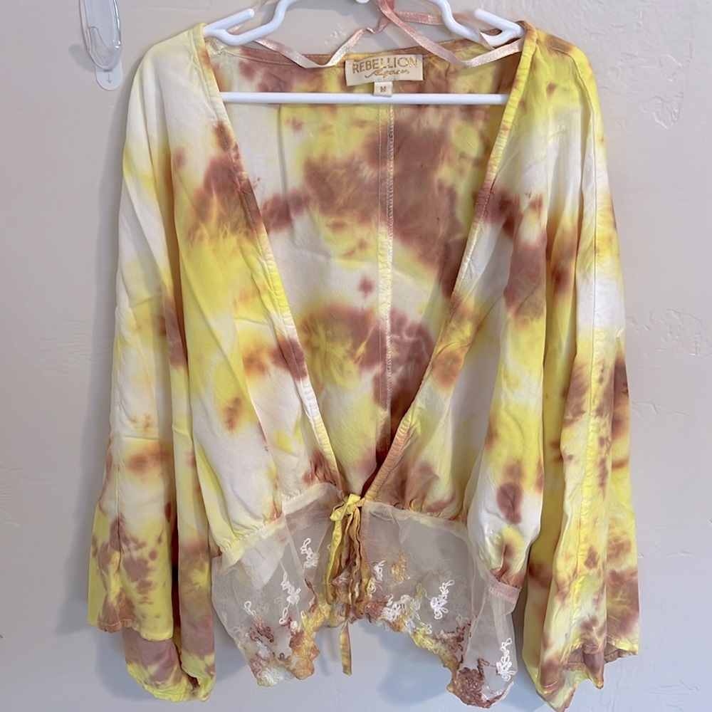 Rebellion women’s tye dye cover top size M